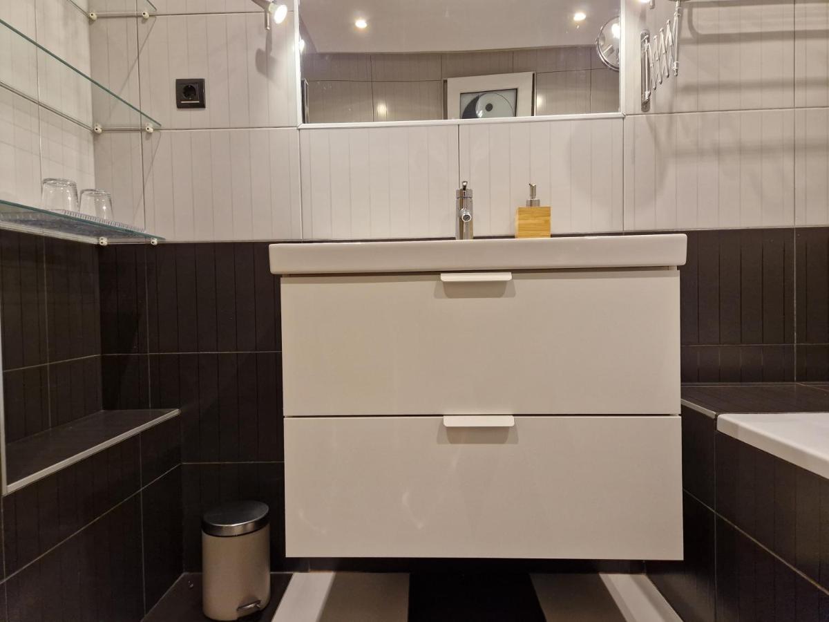 Apartman Jurjevic คิร์ก ภายนอก รูปภาพ